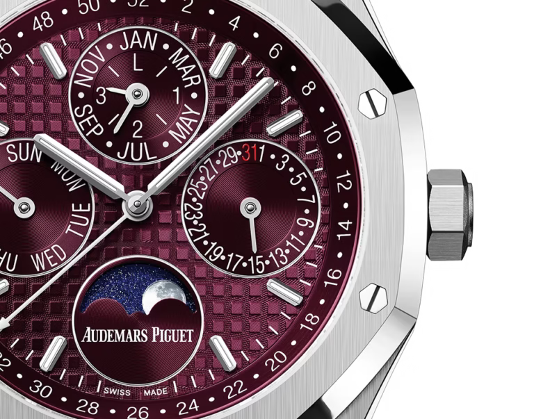 AP – ROYAL OAK PERPETUAL CALENDAR